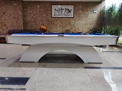 威伯朗